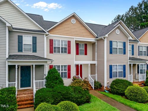 107 Walford Park, Clayton, NC, 27520-5644 | Card Image