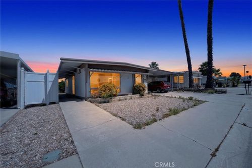 1200 W Johnston Ave, Hemet, CA, 92543-6999 | Card Image