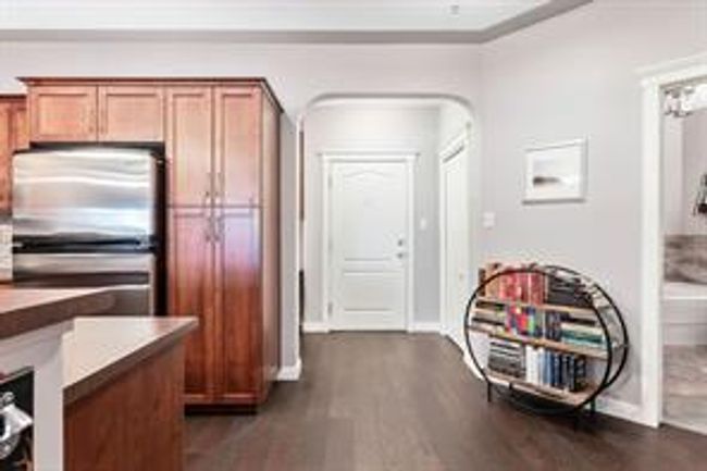 202 - 20 Discovery Ridge Close Sw, Condo with 1 bedrooms, 1 bathrooms and 1 parking in Calgary AB | Image 5