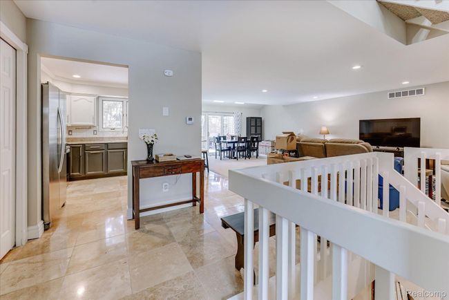 6522 Scenic Pines Ct, Condo with 3 bedrooms, 4 bathrooms and null parking in Clarkston MI | Image 8