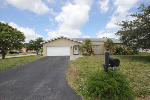 1122 Nw 82nd Ave, Coral Springs, FL, 33071-6714 | Card Image