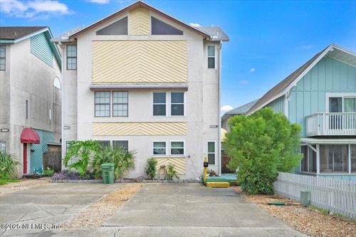 1717 2nd St N, Jacksonville Beach, FL, 32250-7441 | Card Image