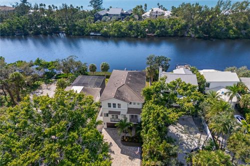8008 Midnight Pass Rd, SARASOTA, FL, 34242-2722 | Card Image