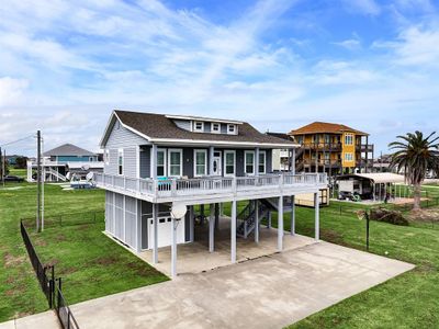 872 O'neal Road, House other with 2 bedrooms, 2 bathrooms and null parking in Crystal Beach TX | Image 3