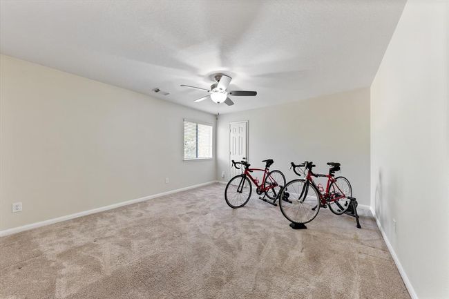 1901 Plum Falls Ln, House other with 6 bedrooms, 4 bathrooms and 2 parking in Pearland TX | Image 26