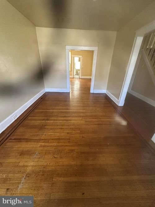 5033 Denmore Ave, BALTIMORE, MD, 21215-5806 | Card Image