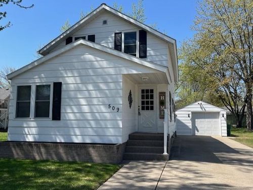 509 N Miller Ave, Litchfield, MN, 55355-1743 | Card Image