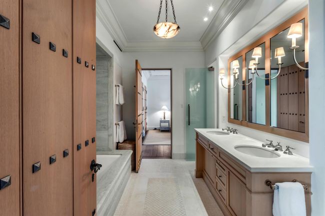 1111 Hillsboro Mile, House other with 8 bedrooms, 9 bathrooms and null parking in Hillsboro Beach FL | Image 40
