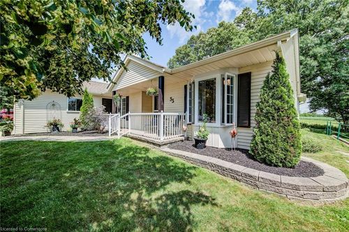 33 Summit Cres, New Hamburg, ON, N3A2G3 | Card Image