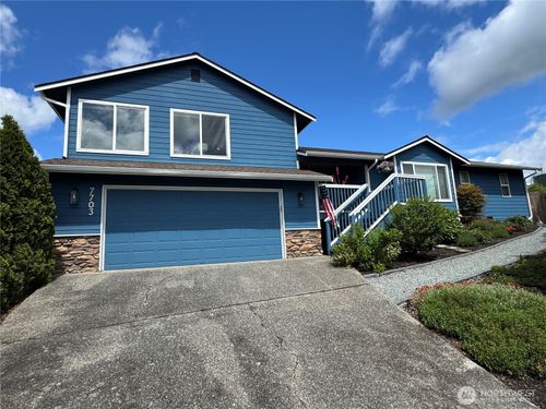7703 278th Pl Nw, Stanwood, WA, 98292-4726 | Card Image