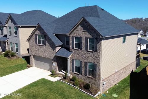 8735 Yellow Aster Rd, Knoxville, TN, 37931-2066 | Card Image