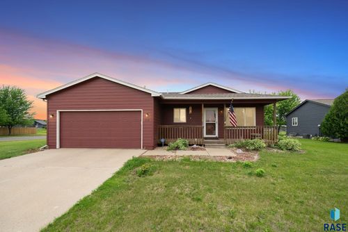 510 Kent St, Harrisburg, SD, 57032-2188 | Card Image
