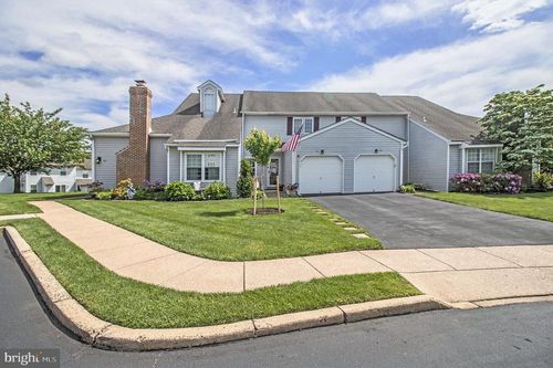 202 Lennox Ct, LANSDALE, PA, 19446-6379 | Card Image