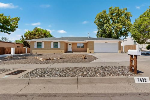 7433 Gila Rd Ne, Albuquerque, NM, 87109-3807 | Card Image
