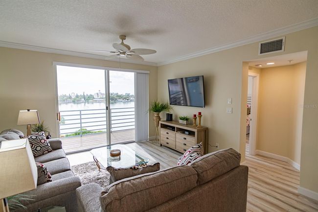 APT-402 - 7974 Sailboat Key Blvd S, Condo with 2 bedrooms, 2 bathrooms and null parking in South Pasadena FL | Image 16