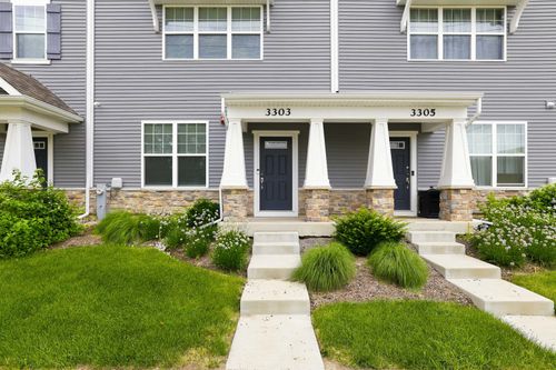3303 Trillium Blvd, Hoffman Estates, IL, 60192 | Card Image