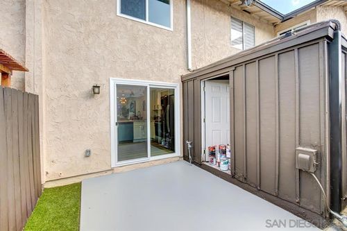 10135 Peaceful Ct, Santee, CA, 92071-1842 | Card Image