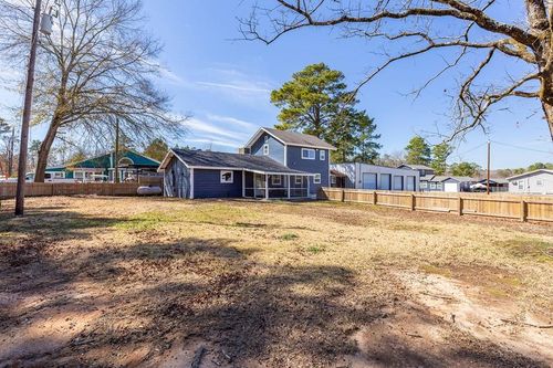 195 Lakeside Dr, Zavalla, TX, 75980-3625 | Card Image