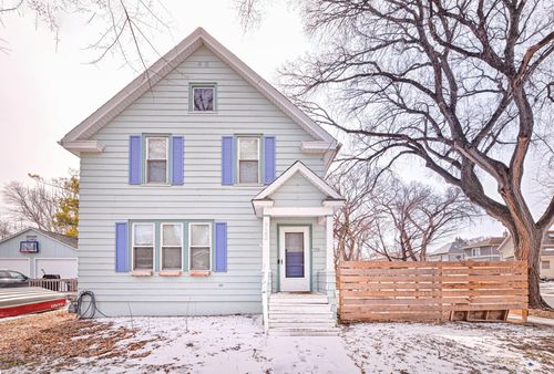 722 9th Ave N, Fargo, ND, 58102-3628 | Card Image