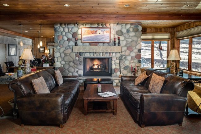 Clubhouse with fireplace | Image 21