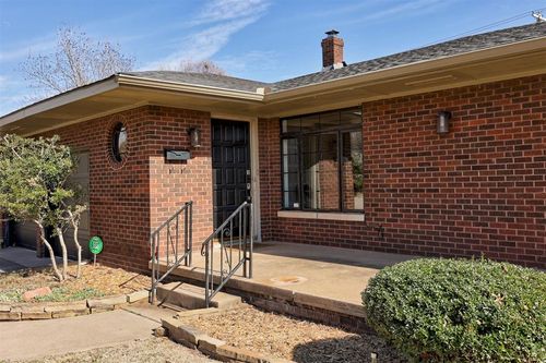 5512 N Barnes Ave, Oklahoma City, OK, 73112-7729 | Card Image