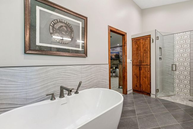 1405 W Farm Rd, House other with 5 bedrooms, 5 bathrooms and null parking in Chaska MN | Image 48