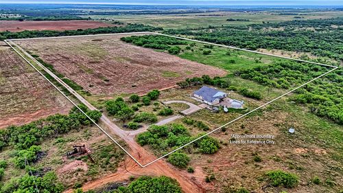 2563 Raymond Edwards Rd, Henrietta, TX, 76365-7298 | Card Image