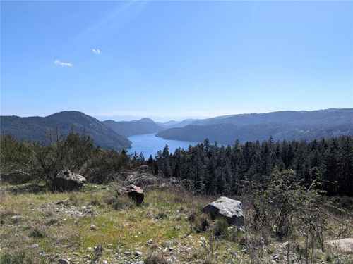 DL-130 Trans Canada Highway, Malahat, BC, V0R | Card Image