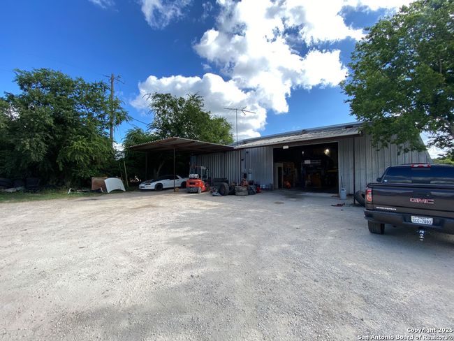 8491 Us Highway 281 N, Home with 0 bedrooms, 0 bathrooms and null parking in Spring Branch TX | Image 17