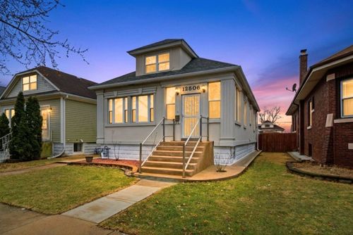 12506 Elm St, Blue Island, IL, 60406-1731 | Card Image