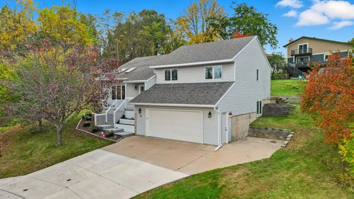 70 Kimberly Ct Sw, Pine Island, MN, 55963-9104 | Card Image