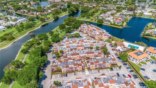 212-14905 80th St, Miami, FL, 33193-3136 | Card Image