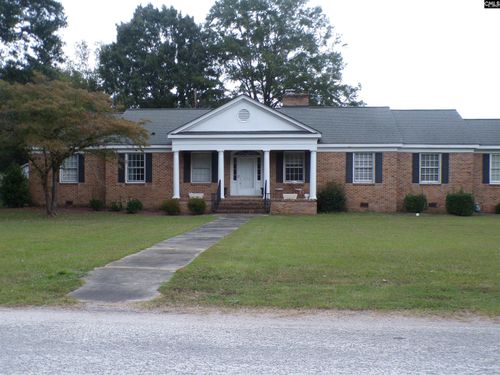 302 Baskin Ave, Bishopville, SC, 29010-1306 | Card Image