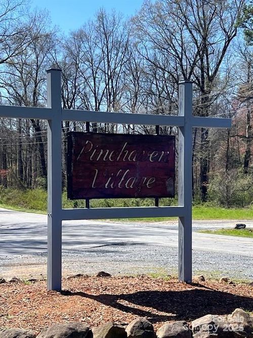167 Hillcrest Rd, New London, NC, 28127-7692 | Card Image
