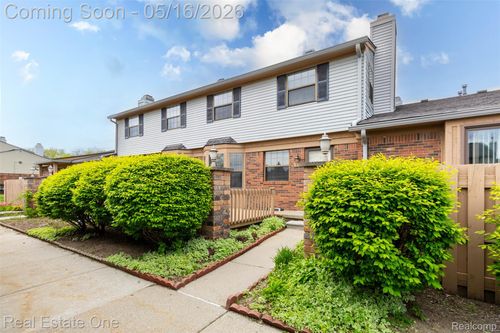 33-1891 Vine Way Dr, Canton, MI, 48188-1851 | Card Image