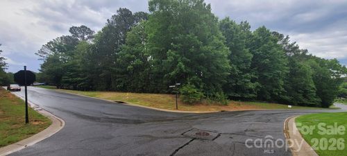 4000 Beechwood Spring Ln, Belmont, NC, 28012-6531 | Card Image