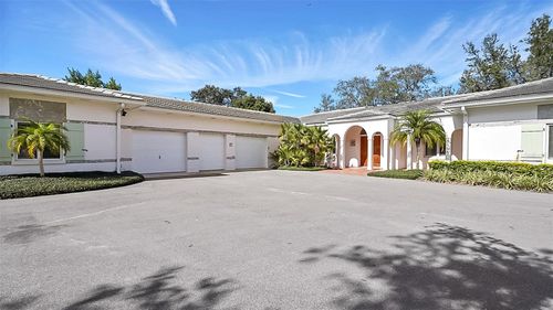 111-2300 N Scenic Hwy, LAKE WALES, FL, 33898-6626 | Card Image