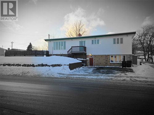 {{alt}} | Card Image