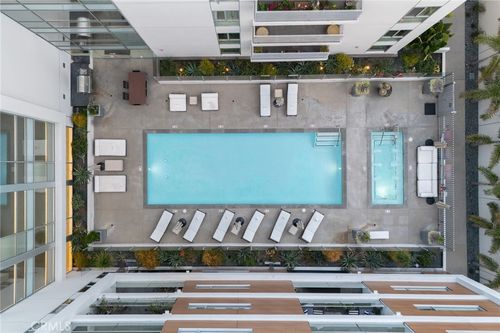 404-6735 Yucca St, Unit #404, Los Angeles, CA, 90028 | Card Image