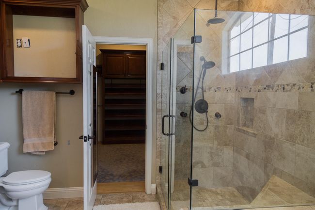 1308 W 24 Th St, House other with 4 bedrooms, 3 bathrooms and null parking in Plainview TX | Image 51