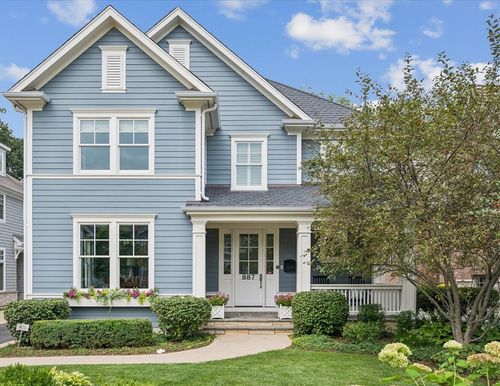 887 Ash St, Winnetka, IL, 60093-2437 | Card Image