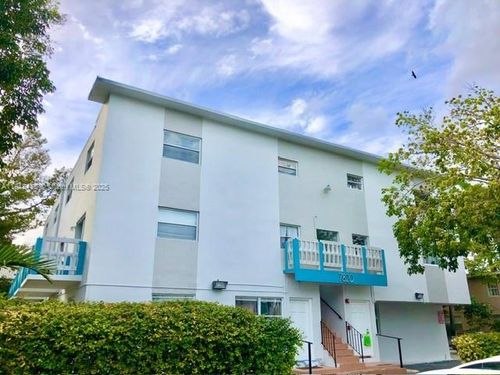 apt-206-7820 Ne Bayshore Ct, Miami, FL, 33138-6316 | Card Image