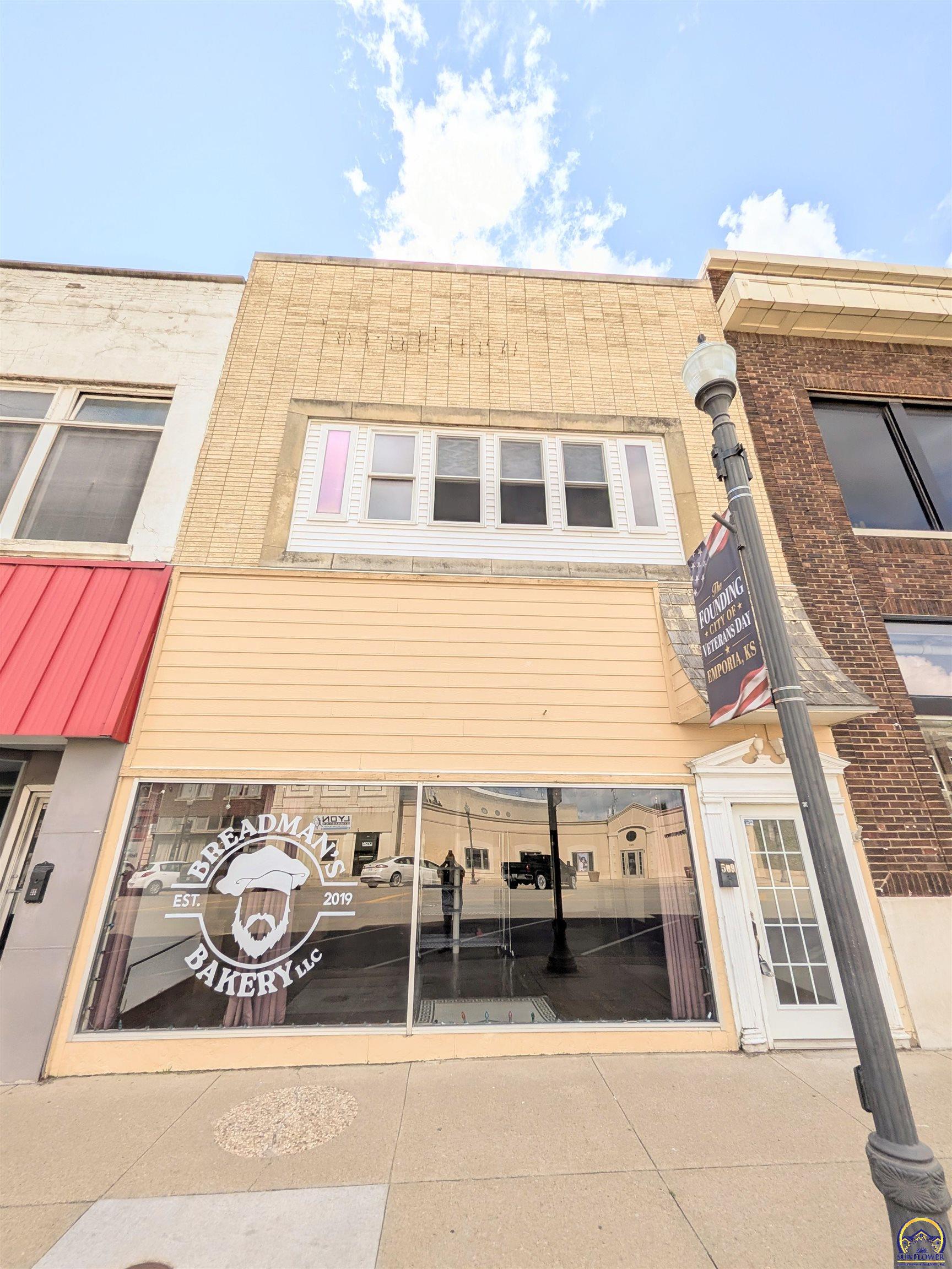 509 Commercial St, Emporia, KS 66801-4005