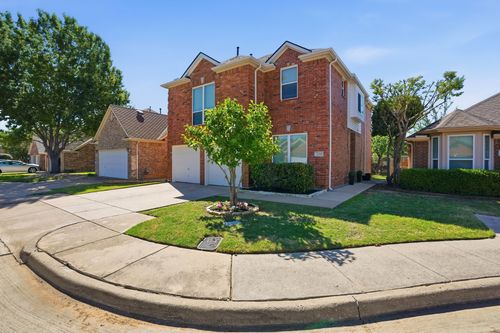 2316 Leafy Glen Ct, Bedford, TX, 76022-6115 | Card Image