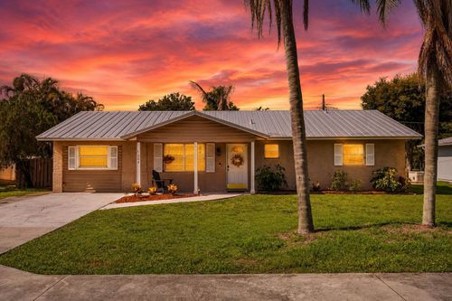 1004 Nw 16th Pl, Stuart, FL, 34994-9620 | Card Image