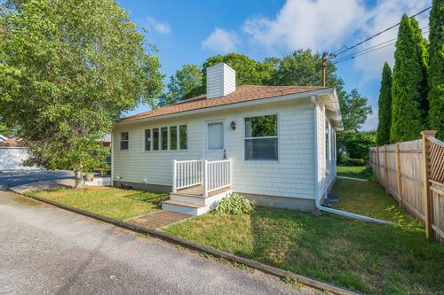 137A Kingstown Rd, Narragansett, RI, 02882-3312 | Card Image