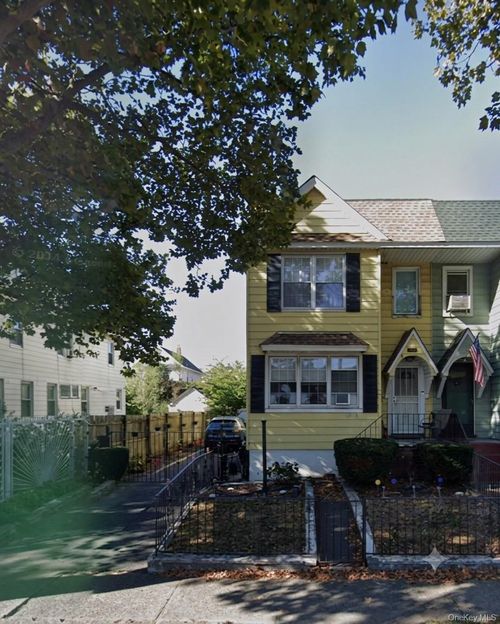 11510 Van Wyck Expressway, New York, NY, 11420 | Card Image