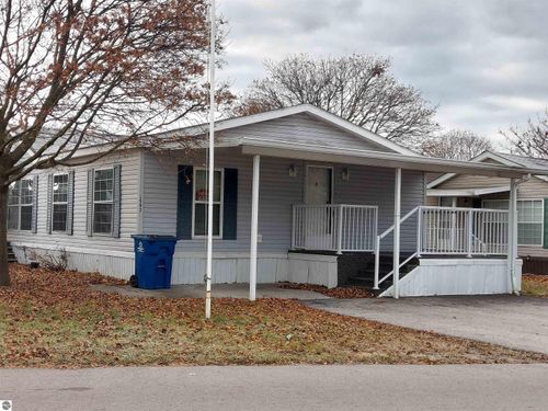 1593 Andrew Pl, Traverse City, MI, 49686-4970 | Card Image