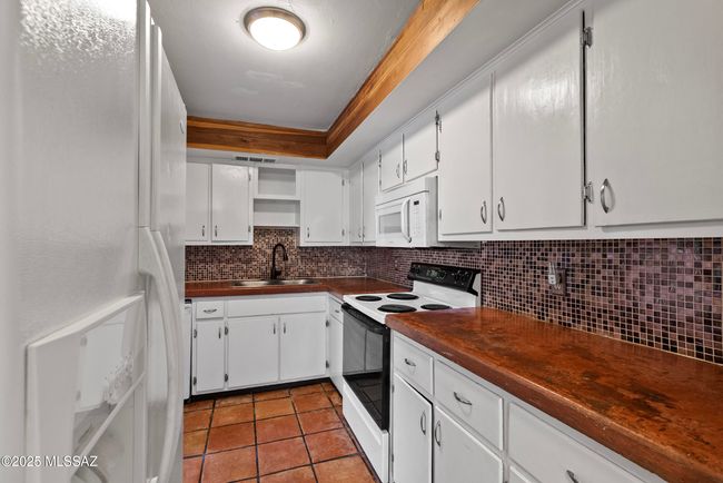 4812 e 3rd st-2-5 | Image 12