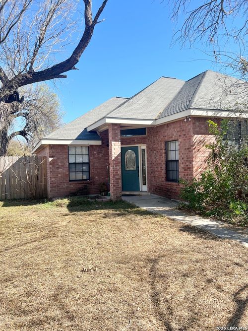 108 Weeping Willow, Uvalde, TX, 78801-6802 | Card Image